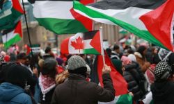 كندا تعترف بفلسطين كدولة مستقلة لها كامل السيادة.